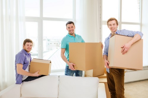 Removal truck hire service for Kingston customers and nearby areas
